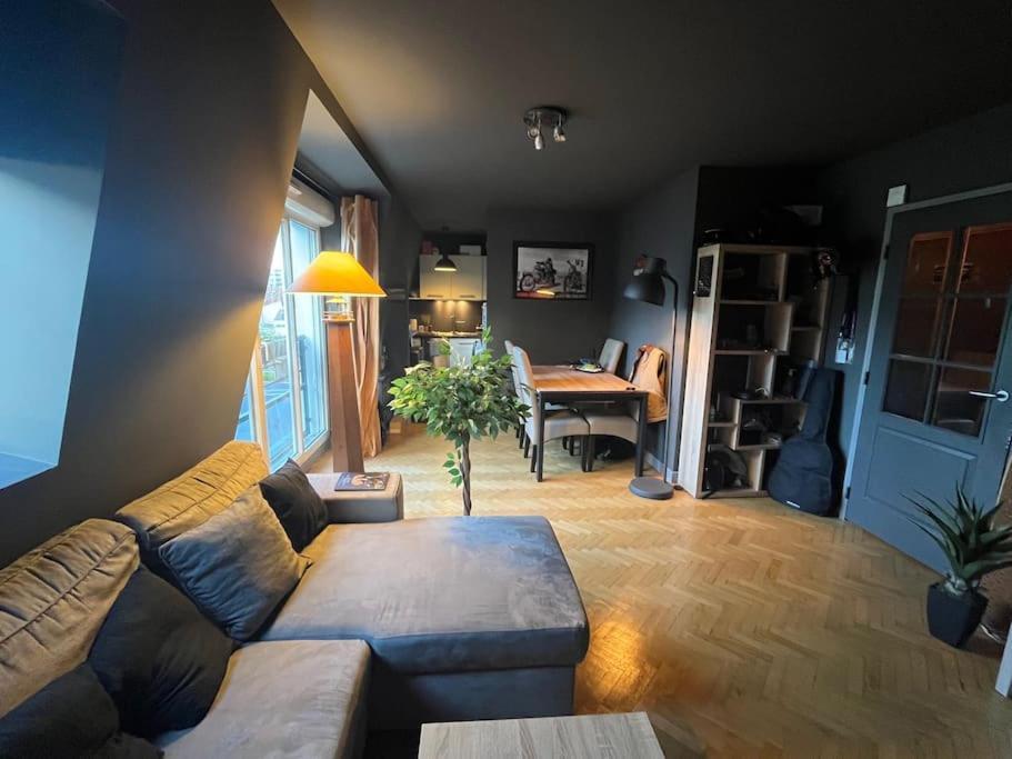 Appartement Cosy Le Chesnay Le Chesnay  Exterior foto